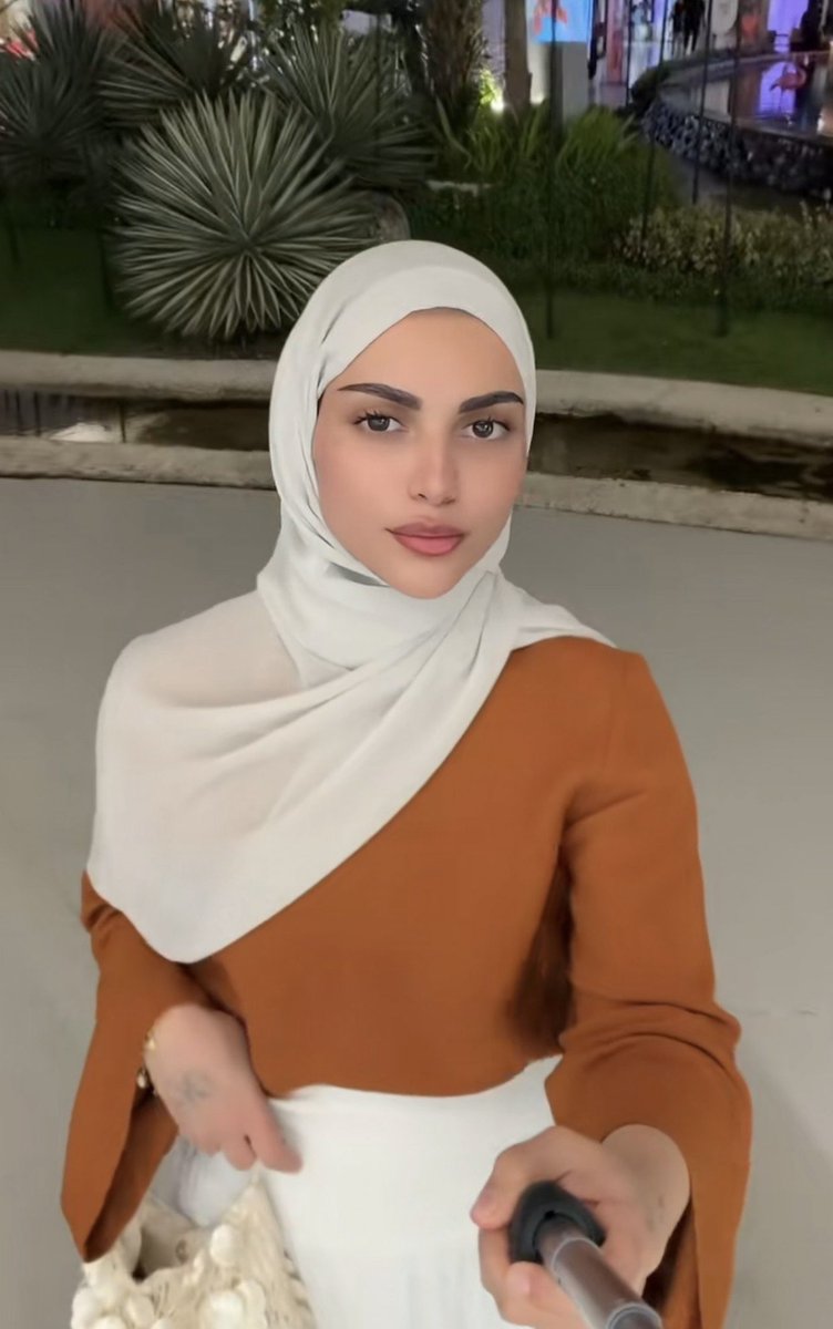 Eman8707's tweet photo. 🏝️🤍🧡#كادي_الجريسي https://t.co/SUfnDHZatx