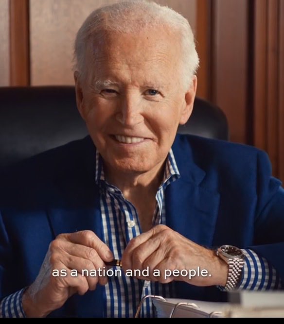 saymaysmith's tweet photo. Meet the undisputed WINNER of the 2020 U.S. presidential election.💙 https://t.co/oAmGY0GwfR