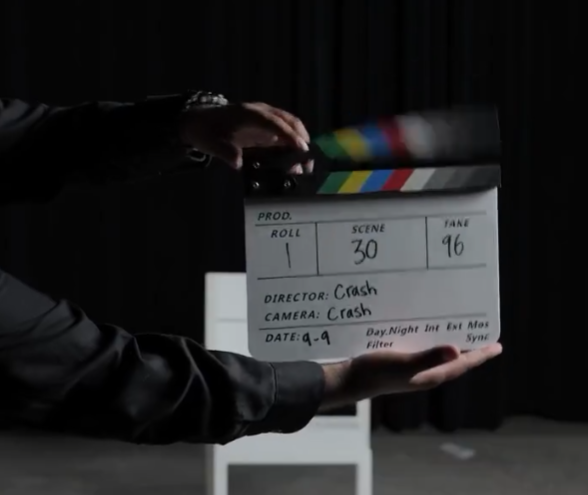 tdyu97's tweet photo. ¿CRASH SI tendrá ALGO POR SU ANIVERSARIO?
DATOS de su NUEVO VIDEO OFICIAL.
En la fecha de abajo dice 9-9 (9 de setiembre: Estreno del Crash)
También dice 96 (1996: Estreno del Crash)
Y por último: Scene 30 (Crash cumple 30 años este 2026)
YO CONFÍO EN LA LOCURAAAAAAA https://t.co/GhfgYHEd38