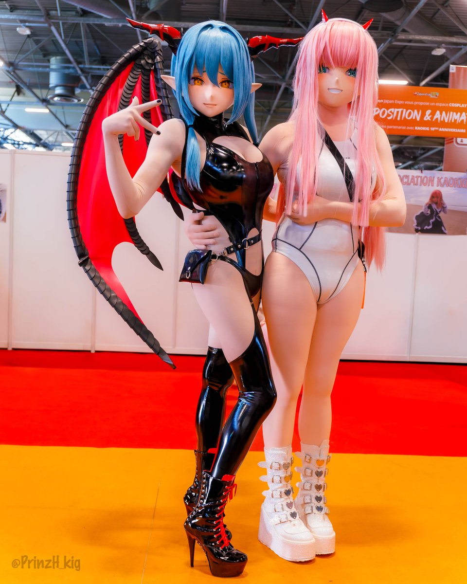 PrinzH_kig's tweet photo. Double Migu
with @crouvean_kig 
📷 @rui_kig #JapanExpo https://t.co/ZcEUSrTRDX