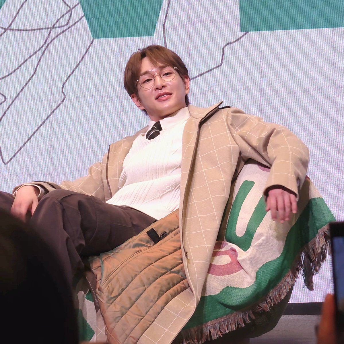 온유 #ONEW #オニュ@SHINee @ONEW_GRIFFIN