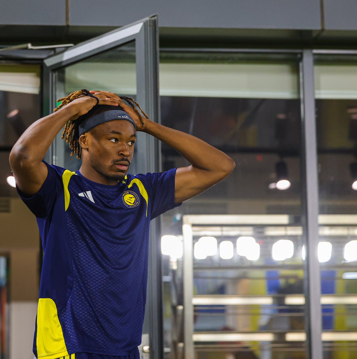 AlNassrFC_EN's tweet photo. Another day. More work 👊💛 https://t.co/qQJKchqNXq