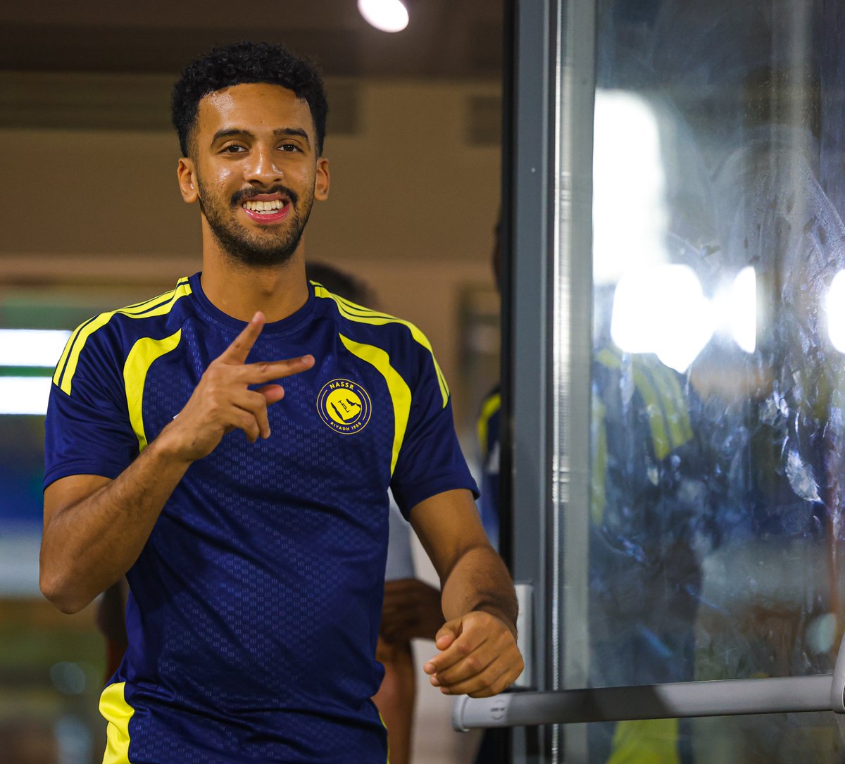AlNassrFC_EN's tweet photo. Another day. More work 👊💛 https://t.co/qQJKchqNXq