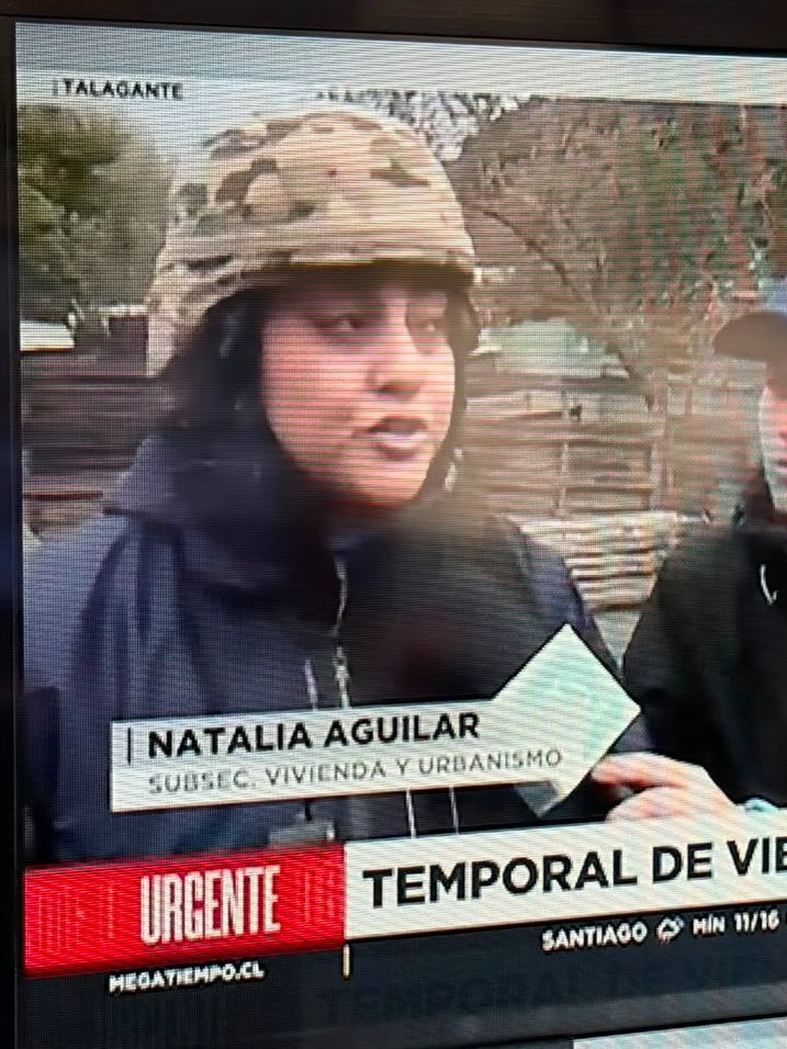 hijodechamorro's tweet photo. ¿Por qué el casco? #Temporal #SistemaFrontal https://t.co/9IHwY2ZXuR