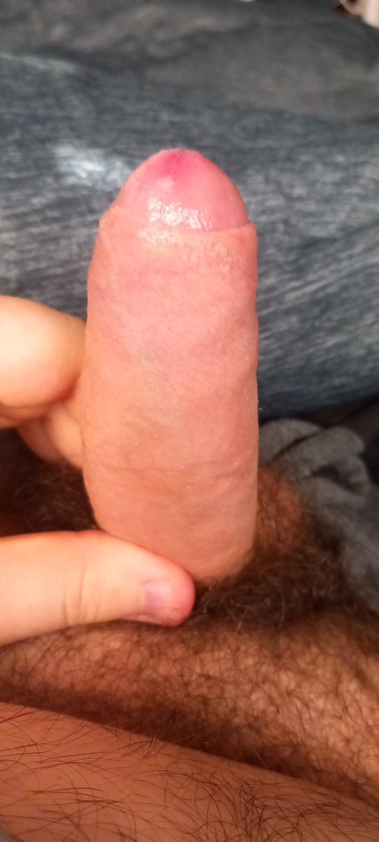 Anonymous100865's tweet photo. Who is ready to suck my dick I live in farnham uk https://t.co/Fl9y6pWyPH