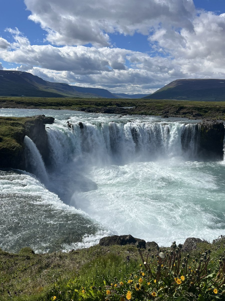 obsessionspell's tweet photo. i’m back from iceland so this is a little photo dump https://t.co/w4v0aic4zk