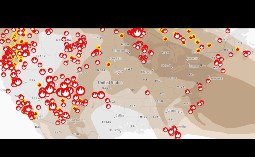 gers3rddiv's tweet photo. @VictorJahaj usa can't you please stopping have forest fires your smoke blows into Canada.
Thank you eh! https://t.co/JQP4STG8Me