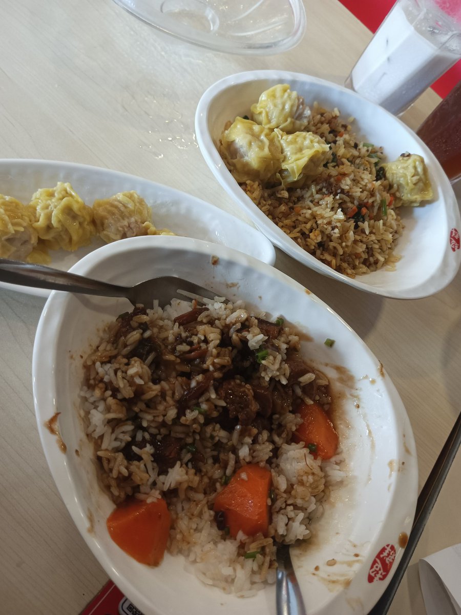 thornsaintrose's tweet photo. #foodtwt chowking https://t.co/QvV0VpF7YY