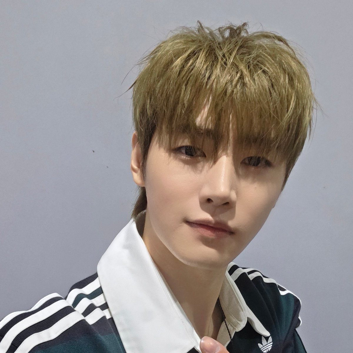 hoonamisu's tweet photo. my caramel crunch chocolate chip cookie hi u are very cute 🫳🏻🫳🏻🫳🏻🫳🏻🫳🏻🫳🏻 https://t.co/43OGUNGun0