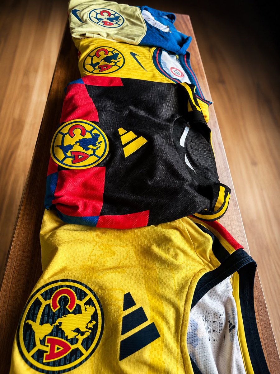 _Aian98's tweet photo. @ClubAmerica MI CORAZÓN PINTADO BICOLOR…. 🔜🏆1️⃣7️⃣💛🦅💙 https://t.co/3wUfWsCdng