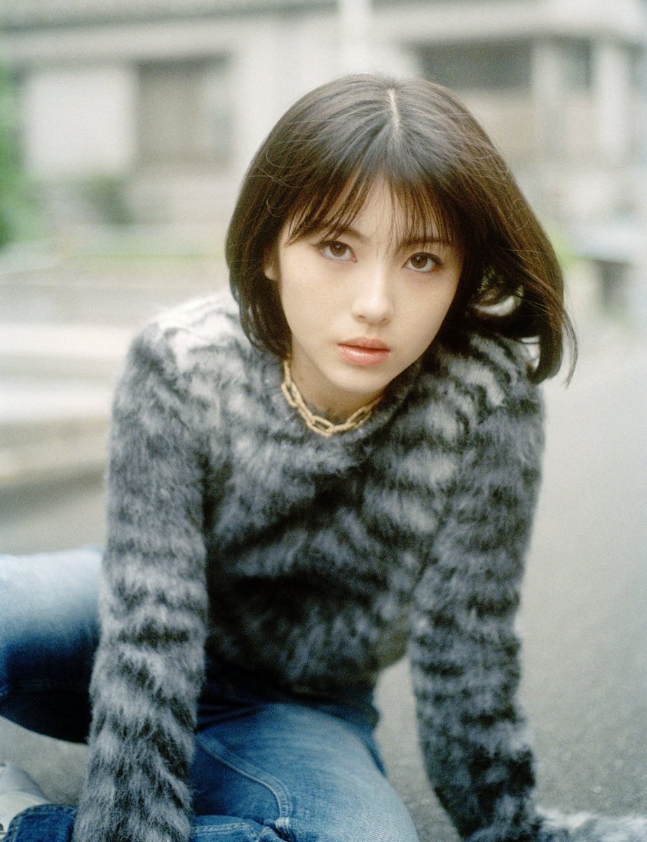 tetsuryu1970's tweet photo. おはようございます😃美波ちゃん今日も可愛い笑顔だね💕💕💕
#浜辺美波 https://t.co/MnkjrIofJP