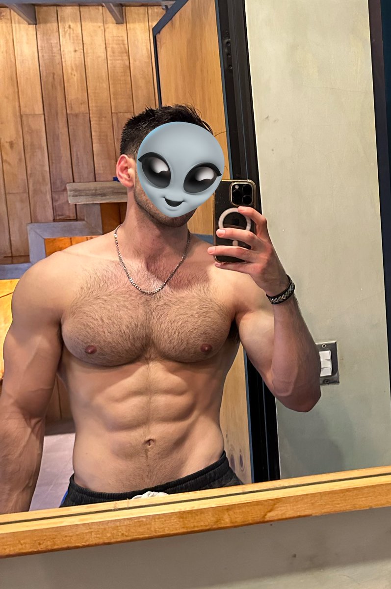 nickakathedon's tweet photo. Average bench press enjoyer fizeek

#obesity https://t.co/dhGVR6xpjt