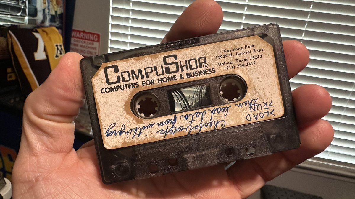 SpaceTimeJnctn's tweet photo. When someone sends you old retro cassettes but they’re not what you were expecting. 😮 #retrotech #1978 #apple2 #compushop https://t.co/iJQLsmOwxL