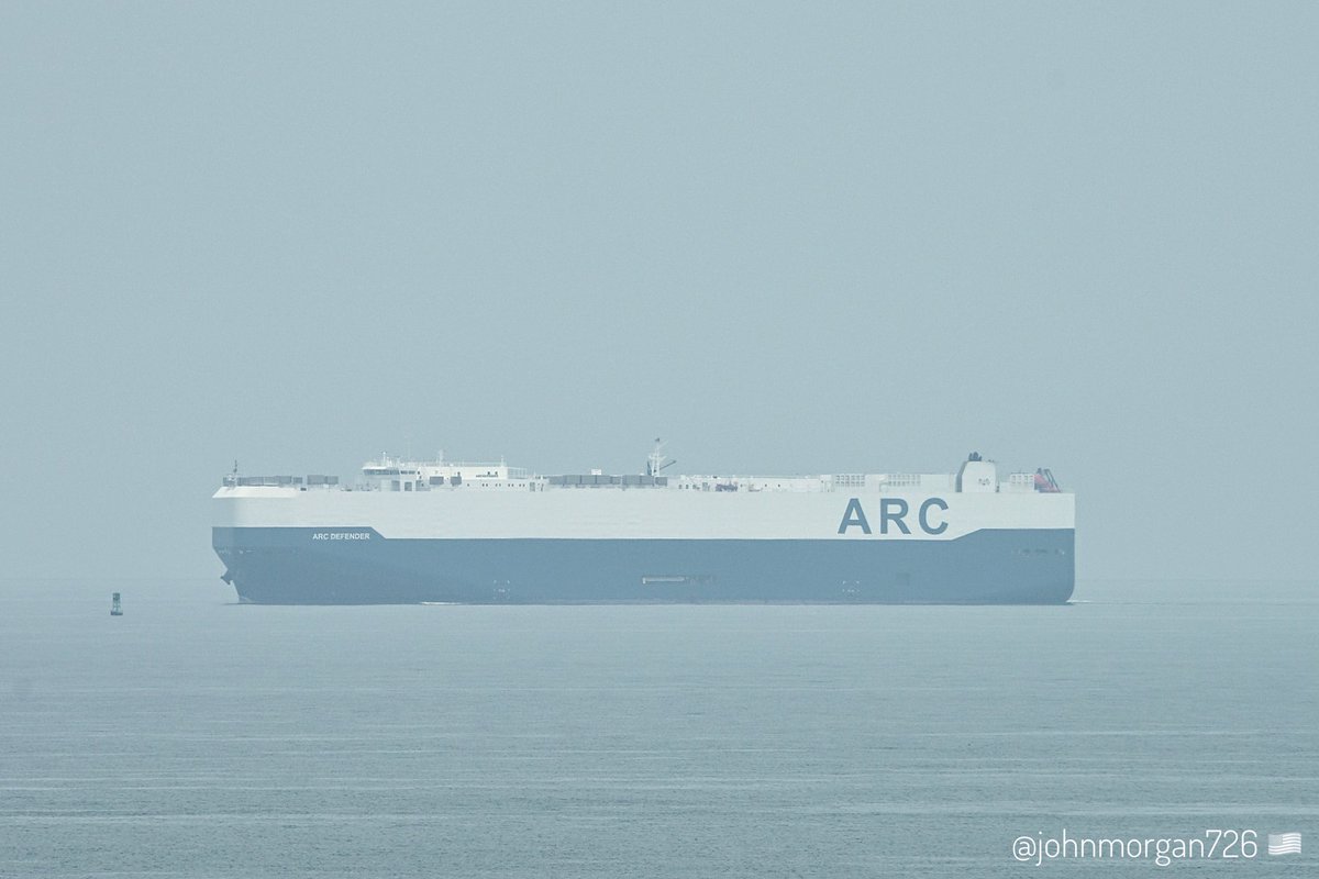 johnmorgan726's tweet photo. The ARC DEFENDER, IMO:9375264 en route to Baltimore, Maryland @BShipspotting @BaltoChes flying the flag of the United States of America πΊπΈ. #ShipsInPics #VehicleCarrier #RoRoShip #AmericanRollOnRollOffCarrier #ARCDefender #OntarioCanadaSmoke https://t.co/QbM6yeYoBc