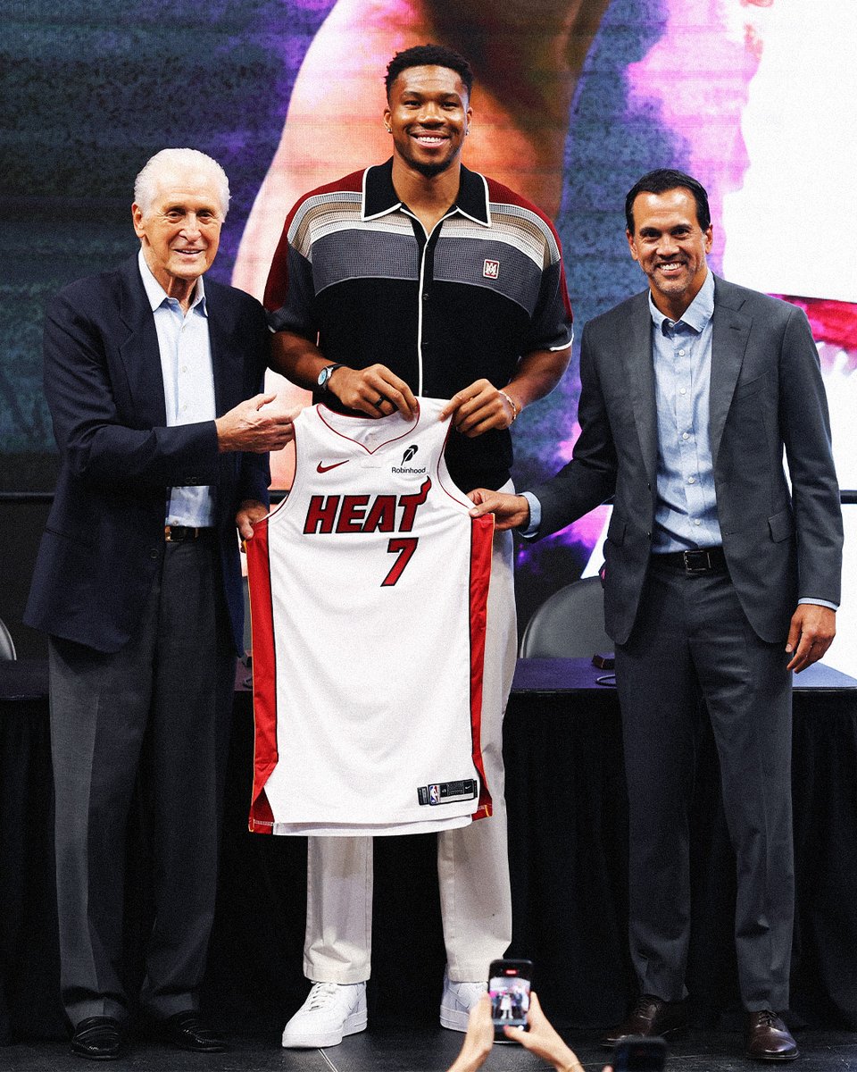 NBA tweet media