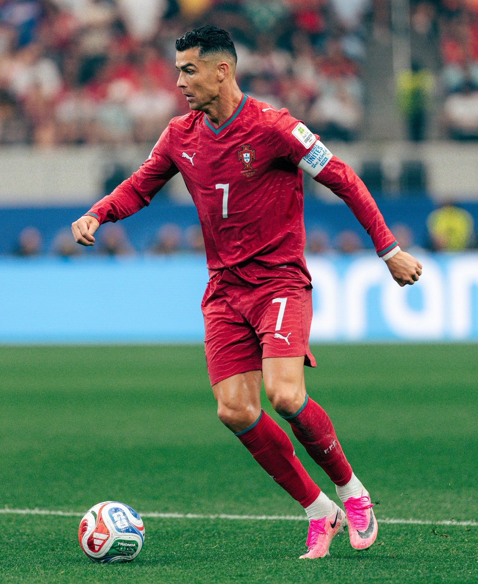 CRonaldoNews's tweet photo. ⚽️✨🇵🇹 https://t.co/ON4zRZZxiu