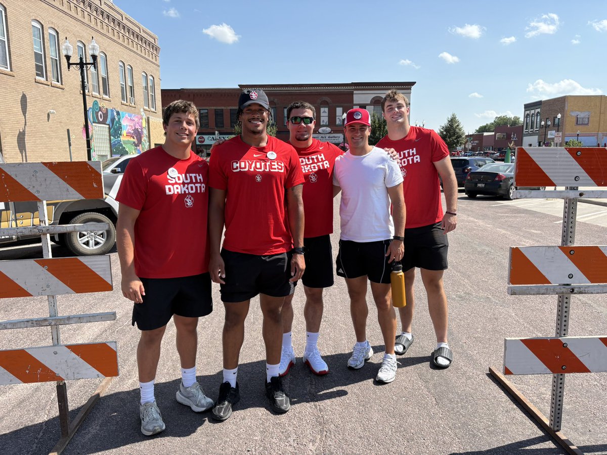 SDCoyotesFB tweet picture