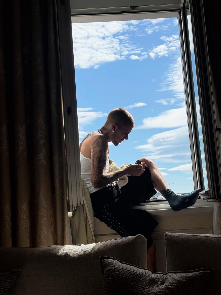 JDBieberDumps's tweet photo. Justin Bieber via Instagram (July 17, 2025) https://t.co/VJcBxB7Hbz