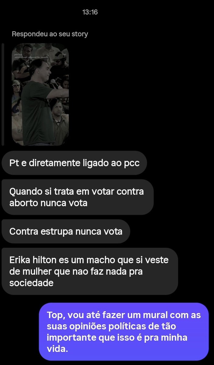 songa__monga's tweet photo. Gigi, eu não falo sobre política com transfobico ignorante na live, amor, pode perguntar sobre qualquer outra coisa, menos sobre política, tá https://t.co/UFdS7a9f1f