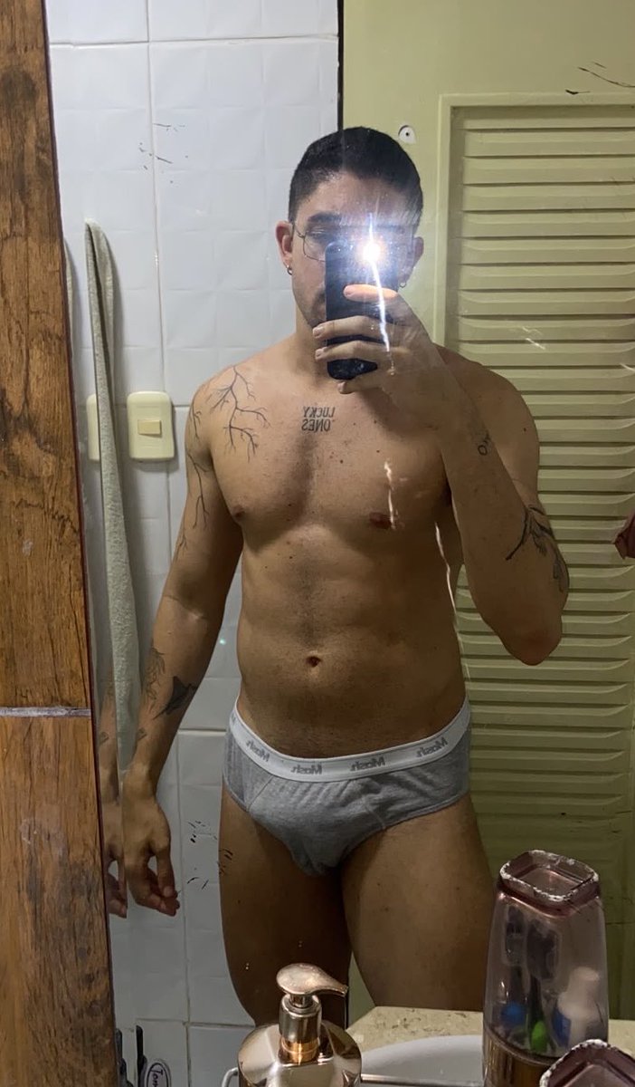 dontcryleoo's tweet photo. nunca mais uma aqui nesse site https://t.co/LtYjRbzqUr