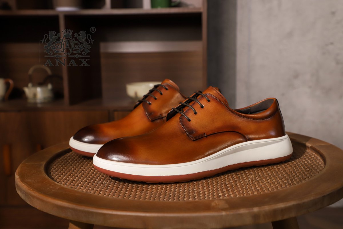 AnaxHk's tweet photo. 👞 Before choosing your next shoe supplier, ask these 3 questions:
❓ Can they keep quality consistent after 10,000 pairs?
❓ Can they customize your brand?
❓ Can they handle urgent orders?
Maybe it's time to talk to #ANAX.
🌐 Website: https://t.co/gYcgIsZ1kh https://t.co/pV1CxcbikW