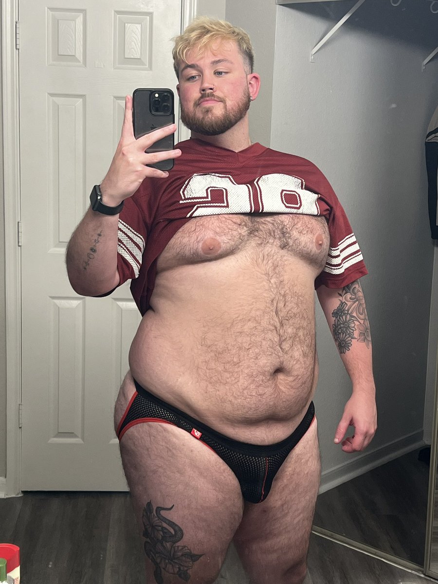 SoopaCoop's tweet photo. thick on a thursday https://t.co/HnbDP6R6KV