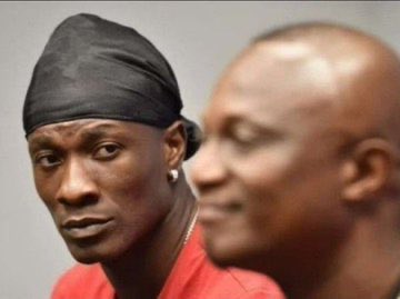 Temidayo312's tweet photo. Bro to bro: Body counts matters !! https://t.co/Mb55wG76Te