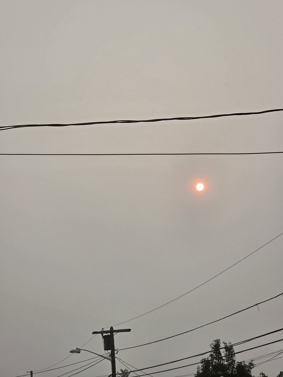 TheIroncane's tweet photo. Climate Change is definitely fake guys ha ha https://t.co/jXgz8AeTF5