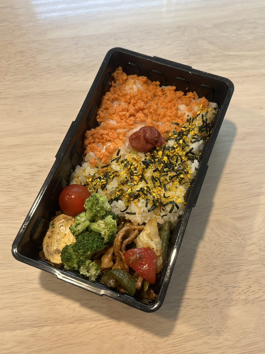 Noppy373's tweet photo. おはようございます😊今日も暑いですね💦
#お弁当 https://t.co/BRkptsX2hs