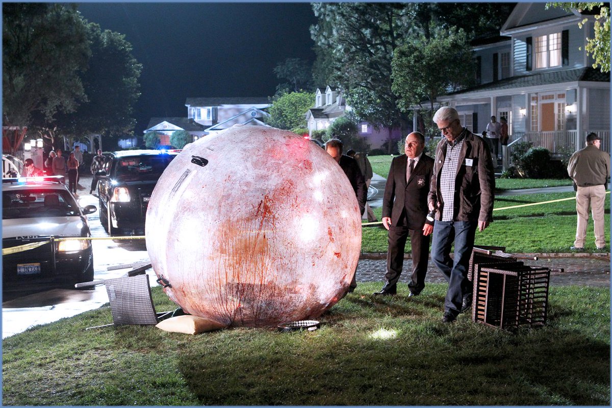 gsrsaragrissom's tweet photo. #csi #csilasvegas #sarasidle #jorjafox #csivegas #teddanson https://t.co/fOATXDBmwO