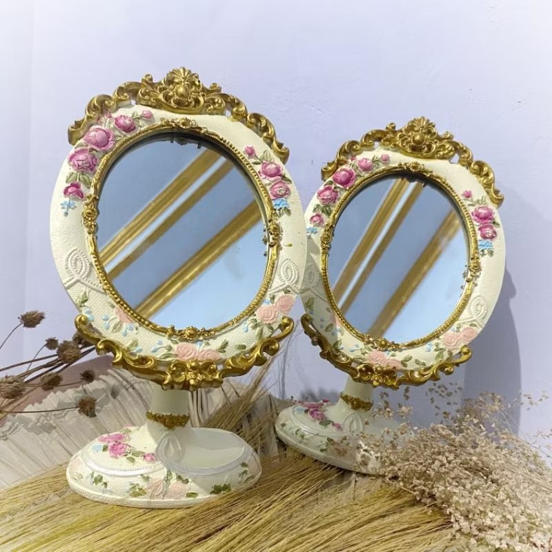 outfitlebaran27's tweet photo. Panggilan kepada para princess yang lagi yapping mulu, ini tolong kacanya diambil satu-persatu. Jangan rebutan. https://t.co/QhmAZ5ERNo