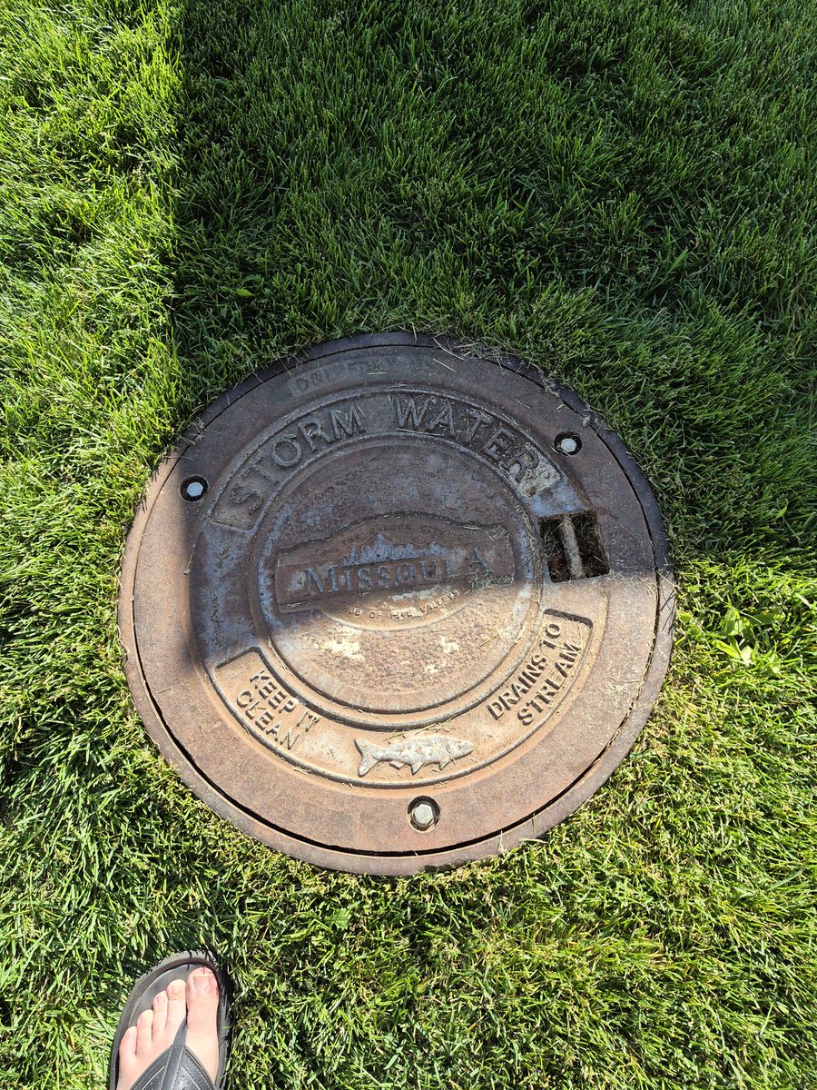 DanielB29895412's tweet photo. @sakebu_cheese_ Hello from Montana!  This is a picture of a storm drain cover in Missoula, MT.  Apparently it provides access to an underground drain that helps prevents the streets from flooding. https://t.co/kR84F15sQe