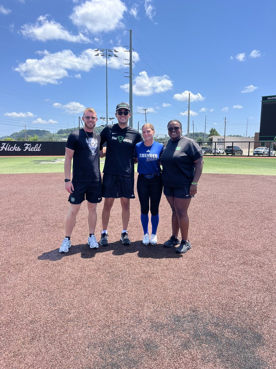 KenSnider_2028's tweet photo. I had an amazing time @HerdSB camp this week!! Here are some pitching clips

@mzerkleee @DrewCalloway6 @AlyHarrell @RileyBlampied @TE_Steiner @OilerPride22 @ProStyleSB https://t.co/craWa30yJF