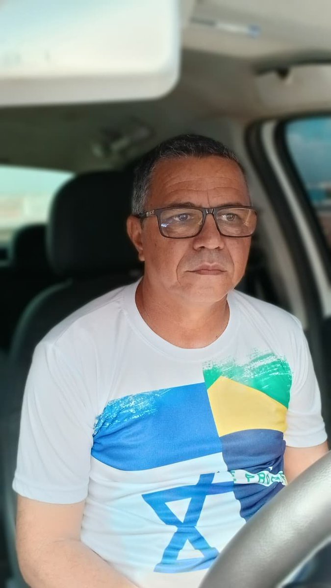 99Cabrobo's tweet photo. @Amandamelot @FlavioBolsonaro Faça uma foto dessa pra me https://t.co/6Nm7QxlzPV