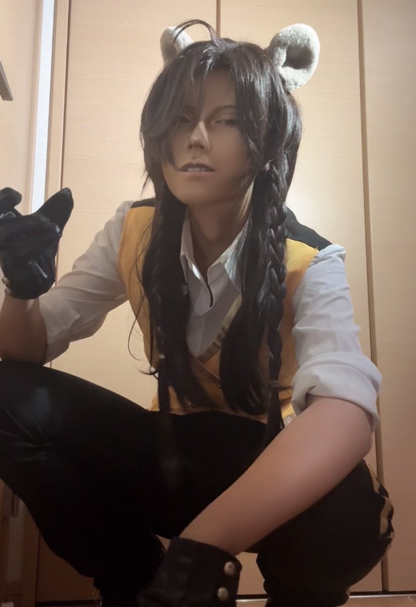 Sakuaya_cos's tweet photo. twst/Cosplay🦁
⚠️1部不足⚠️

昨日の🦁まとめ https://t.co/9BnX0TAtL6