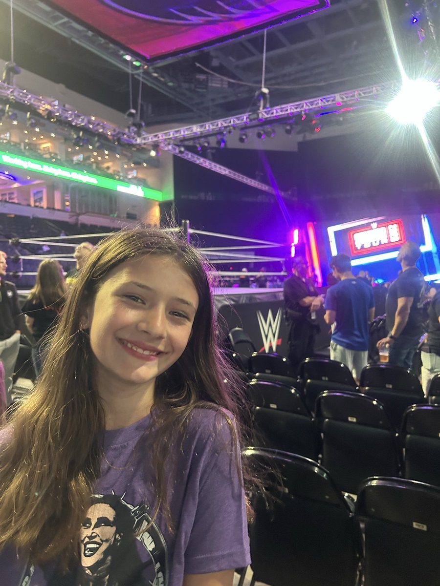 jcallan27's tweet photo. #wweallentowm https://t.co/KmGK8ZouDr