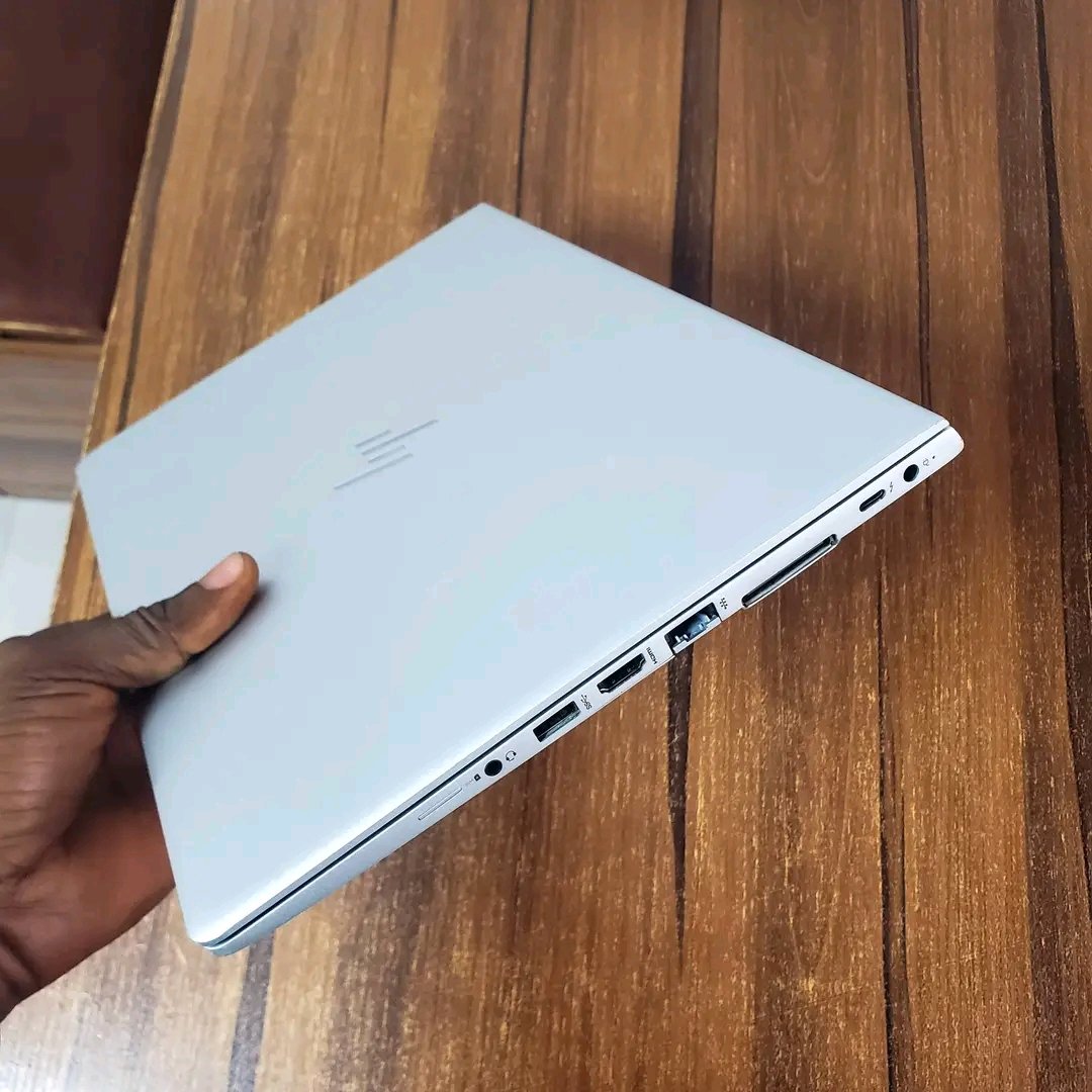 anhange's tweet photo. HP Elitebook 840 G5
Corei7 8th Generation
512gb SSD
16gb Ram 
Touchscreen 
Backlit keyboard
Fingerprint Reader 
08165387140
Price - 490k https://t.co/Kr3JGOpjY5