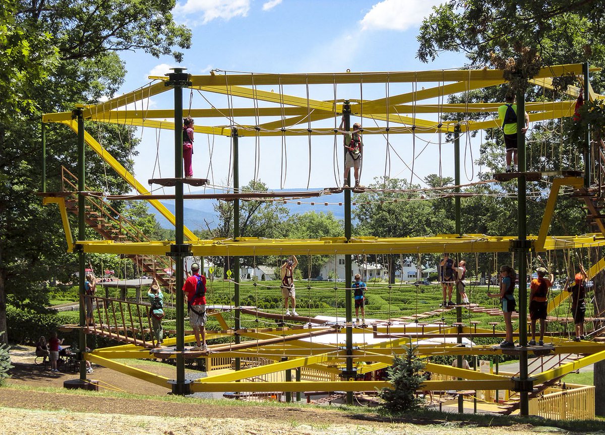 LurayCaverns's tweet photo. ☀️🤸🔎 Summer vacation has met its match. From immersive geology lessons deep underground to climbing the heights of our Rope Adventure Course, there’s so much to do at the Caverns. Bring the whole crew and see what we mean! 
 
#FamilyActivities #SummerVacation #LurayCaverns https://t.co/rDQwSEewxm