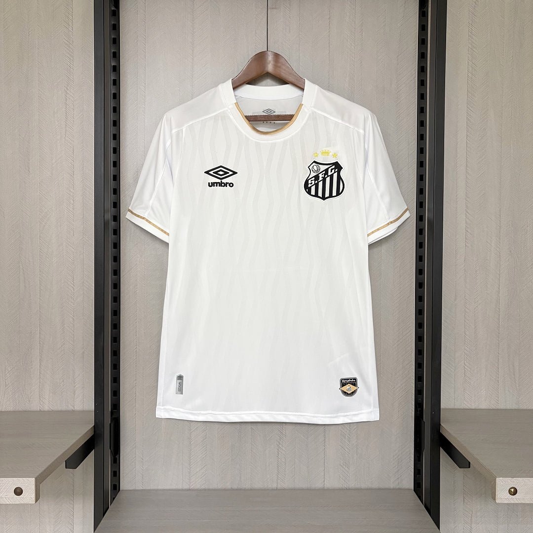 Aleex_Speed_'s tweet photo. Camisa Santos Home e Away 2026/27 - Qualidade 1.1

⚽ 1:1 Tailandesa.
✅ Opção de Personalizar com Nome e Número.

Compre na Shopee:

🛒 https://t.co/XdKotC1gc1

Lembrando que o anúncio está camuflado, pra Shopee não derrubar a loja. https://t.co/tq8guc454U