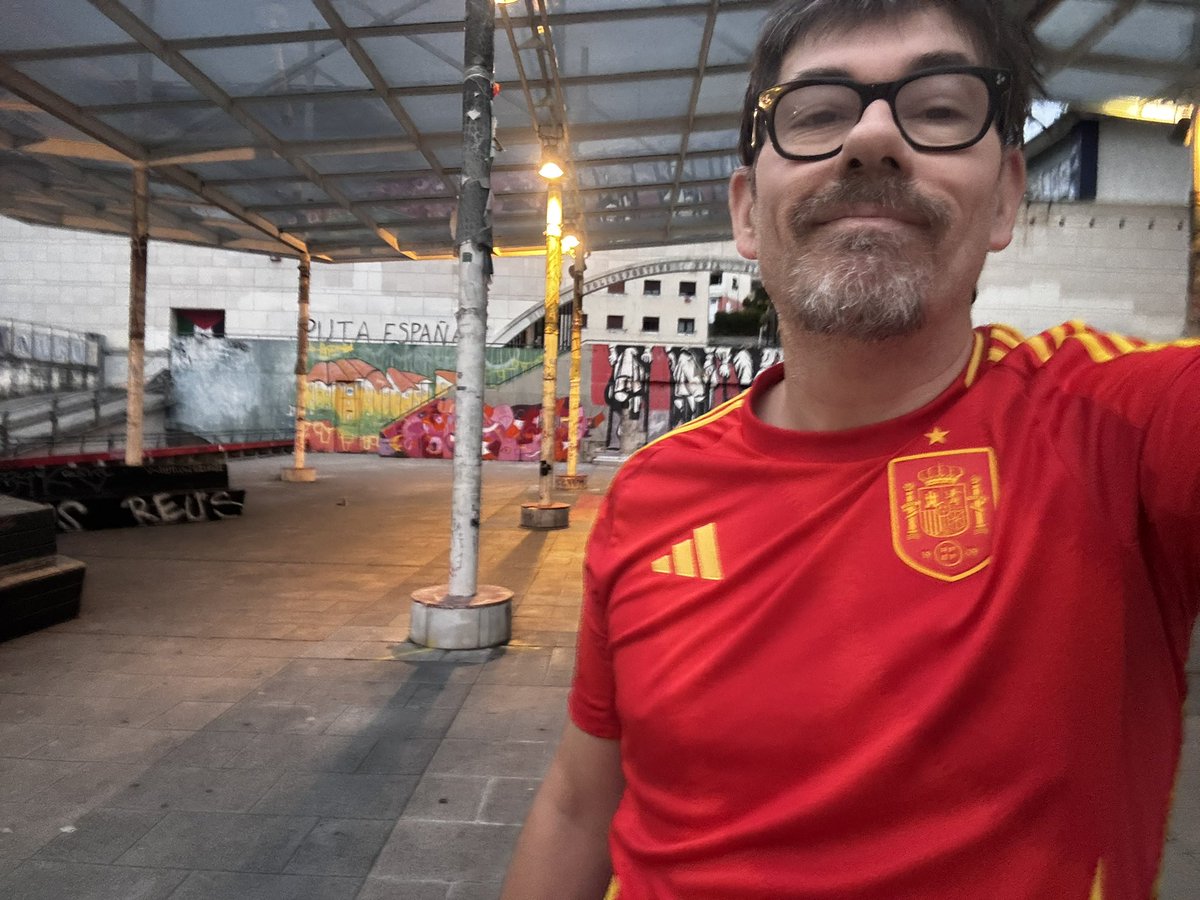 davidjcome1's tweet photo. Egun on!

No falta nada !!

💪🏻💪🏻

#VamosEspaña 

#mundialdefútbol2026 

Estoy en Egia y quería que lo supieras.

https://t.co/vFp4shc7Gi

(Egia Donostia / San Sebastián, PV, 20012, 🇪🇸 ) https://t.co/w6LmOV3Bs7