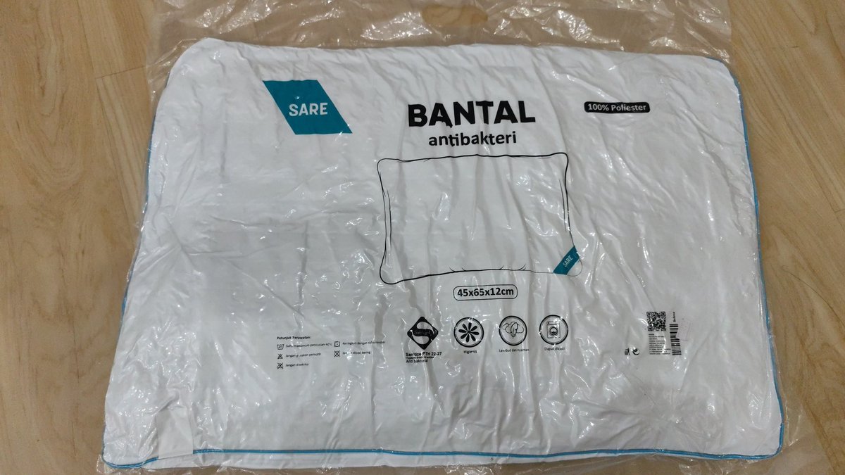 LSuwardi's tweet photo. @kanghalerin bantal new antibakteri 110k 
bantal preloved 50k 
selimut 40k
handuk 40k https://t.co/YWJUGG7xZk