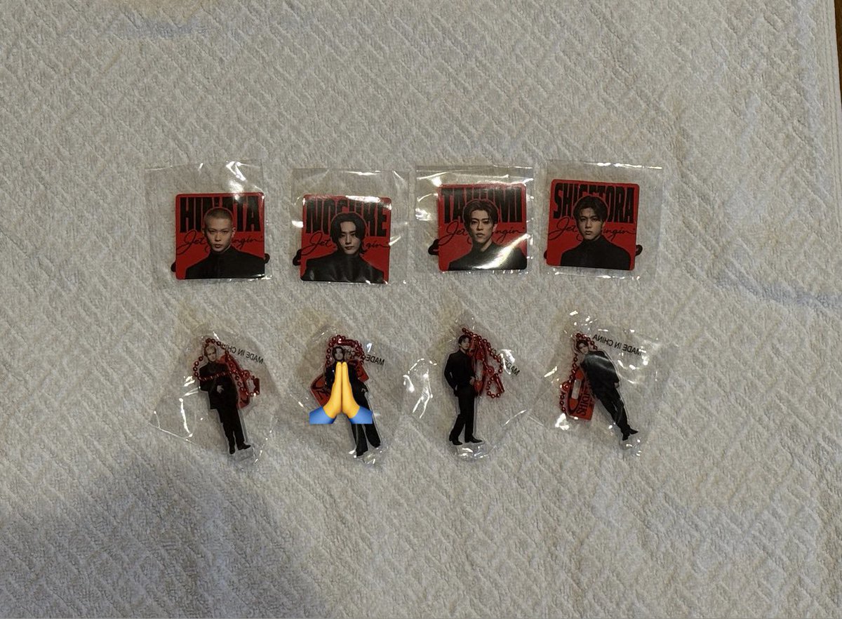 sakura_ravers's tweet photo. TJBB ジェトバン JET BANGIN' ガチャ カプセル 交換

【譲】画像(ステッカー→HINATA NOSUKE TAKUMI SHIGETORA ミニアクスタキーホルダー→AOI TAKI SHIGETORA)

【求】YUHI 宇原雄飛 ステッカー>過去物>買取

※交換優先
※比率違い可
※他ポストのグッズとまとめて可

本日7/17静岡手渡し https://t.co/MhSTM35RDk