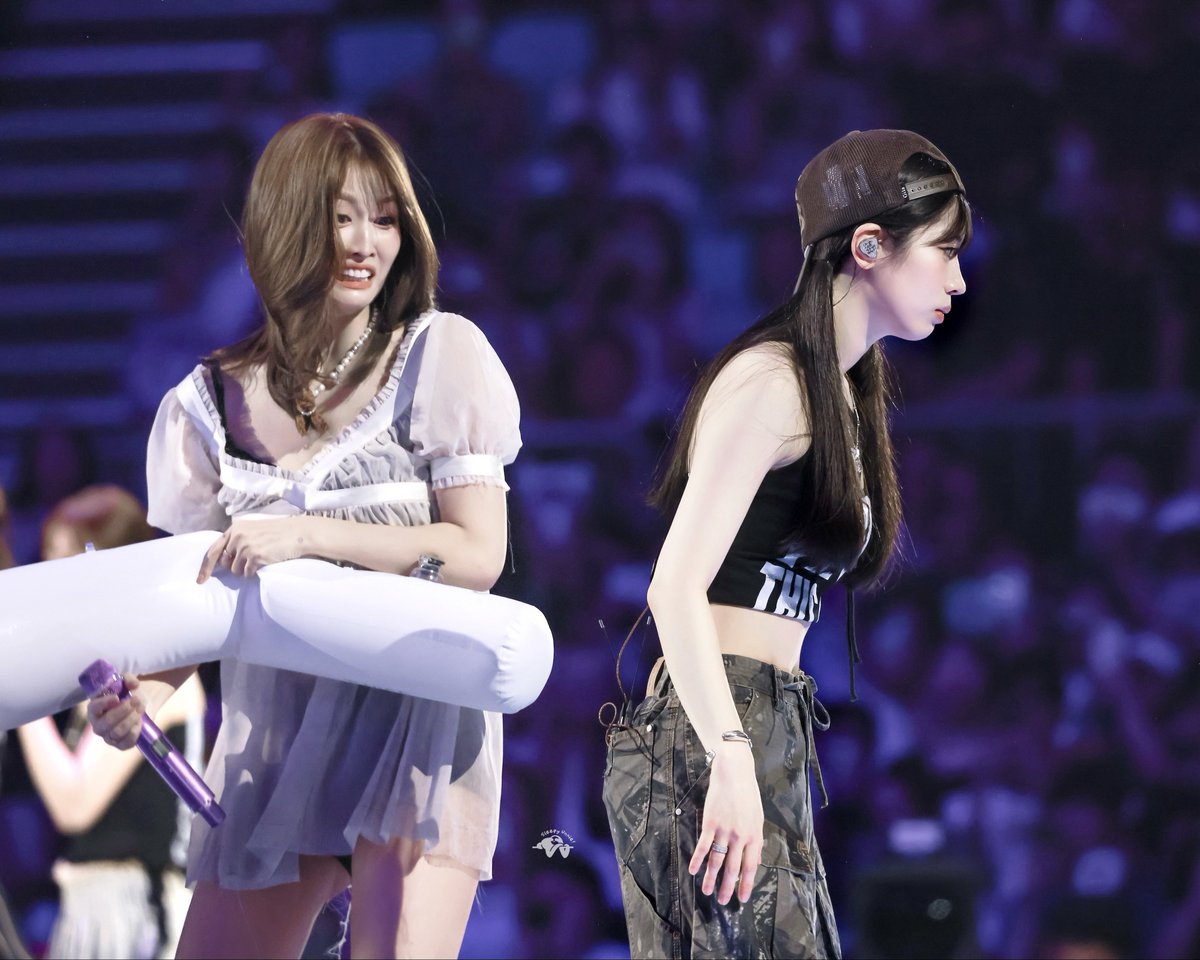 Sleepy Unnie😪 tweet media