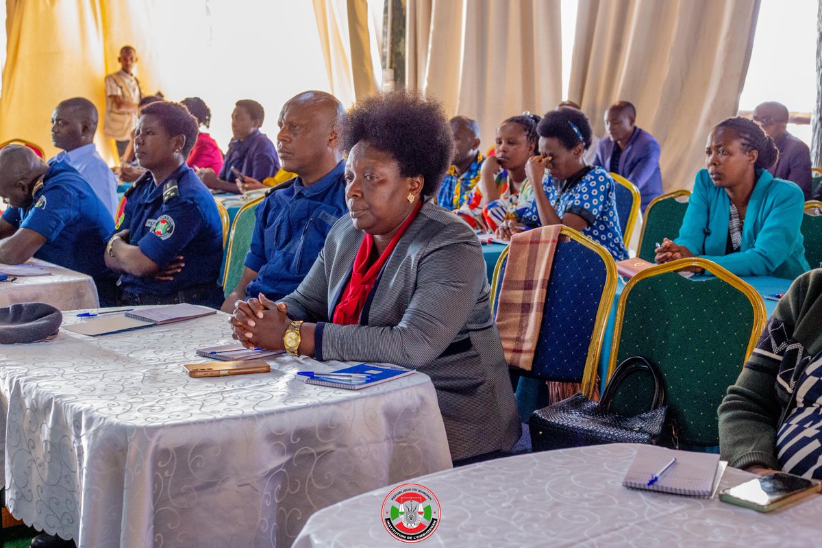 OmbudsmanBI's tweet photo. Le Directeur Pays du #NIMD, Dieudonné NTANAGO, a salué l’engagement du @BurundiGov et de l’@OmbudsmanBi en faveur de la bonne gouvernance. Il a rappelé que le NIMD, ONG de droit néerlandais présente dans une quinzaine de pays, accompagne le #Burundi depuis plus de 10 ans. https://t.co/VOIMBIjcKt