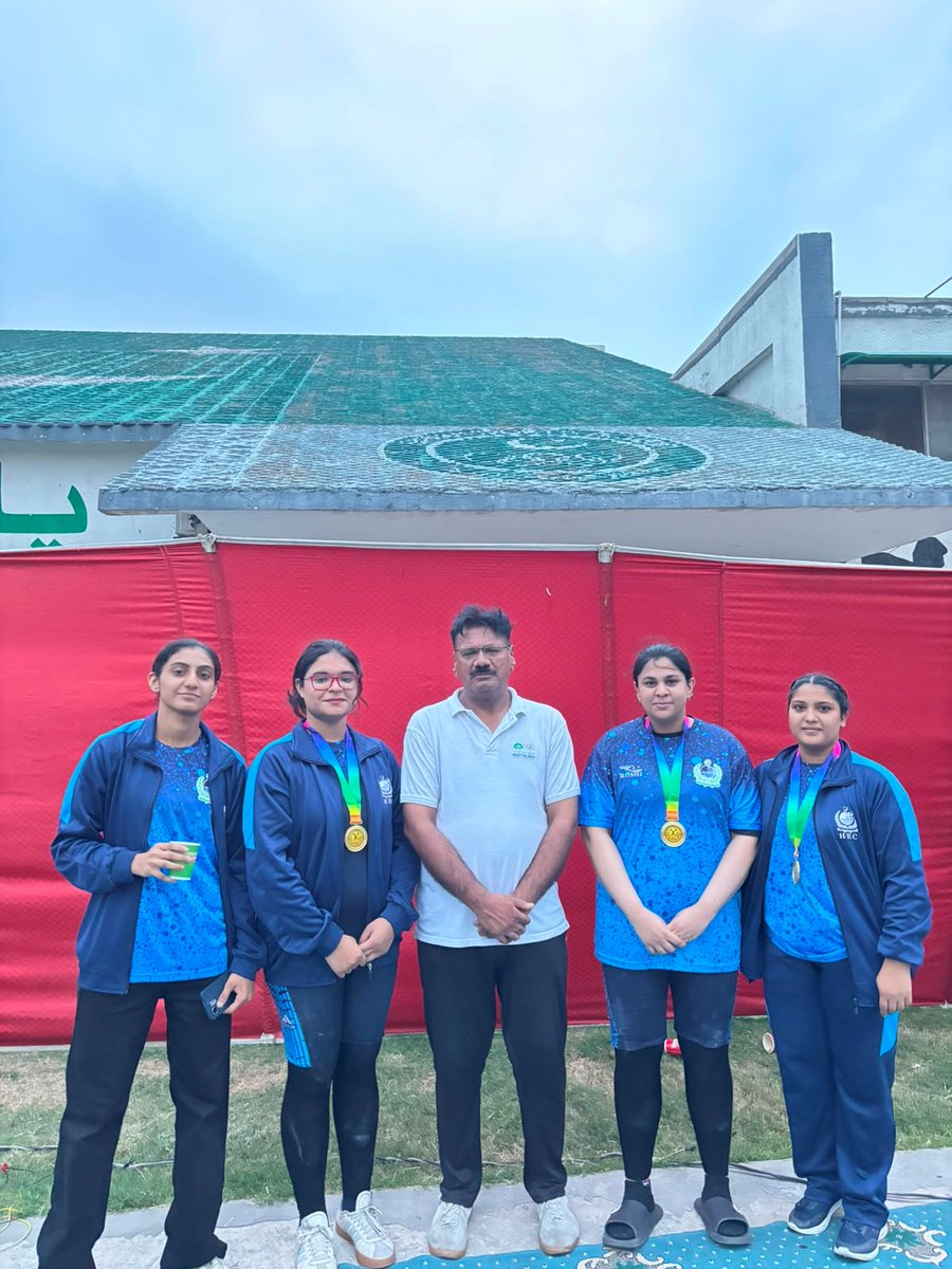hecpkofficial's tweet photo. HEC emerged as the overall champion in both the Women’s and Men’s categories at the National Weightlifting Championships 2026, held at the Pakistan Sports Board Coaching Centre, Lahore. https://t.co/FxD8njGDNv