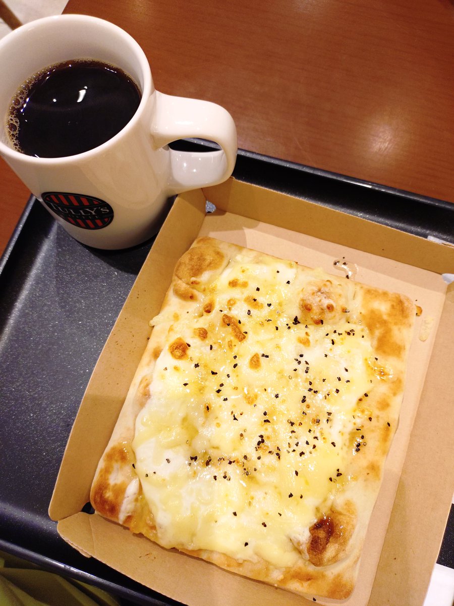 radio4265's tweet photo. はちみつの甘みとチーズの塩味のバランスが絶妙で、めちゃくちゃおいしかった😍 https://t.co/sPgQPW6nTq
