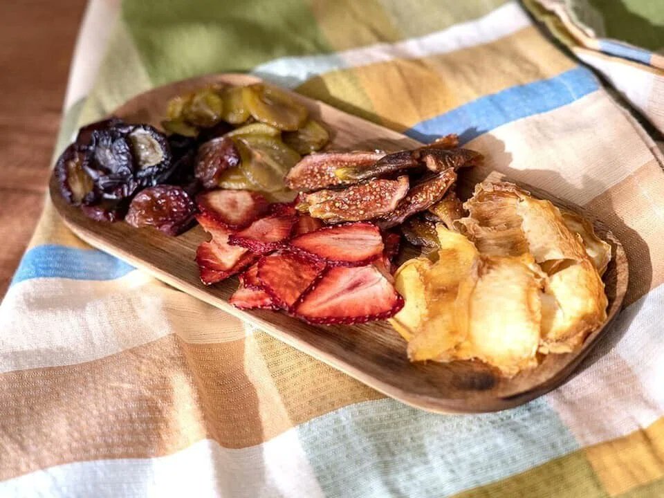 rainbowcafepro's tweet photo. 【環境負荷を下げる食習慣】
ミートフリーマンデー 知っていますか？

「ミートフリーマンデー」は週に1日、誰でも手軽に月曜日だけでも肉を食べない日を作るというもの。

毎週月曜は お肉ではなく菜食中心に食べよう。という一人でも気軽にできるキャンペーンです。2011年にミュージシャンのポール・マッカートニーが発起人となり始まり世界各地に広がっています✨

私たちもミートフリーマンデー活動に少しでも貢献できればと思い王様のおやつを使ったヘルシーベジレシピをご紹介していきますよ。気になった方はぜひチャレンジしてみてはいかがでしょうか？
https://t.co/9IcRzowz2c