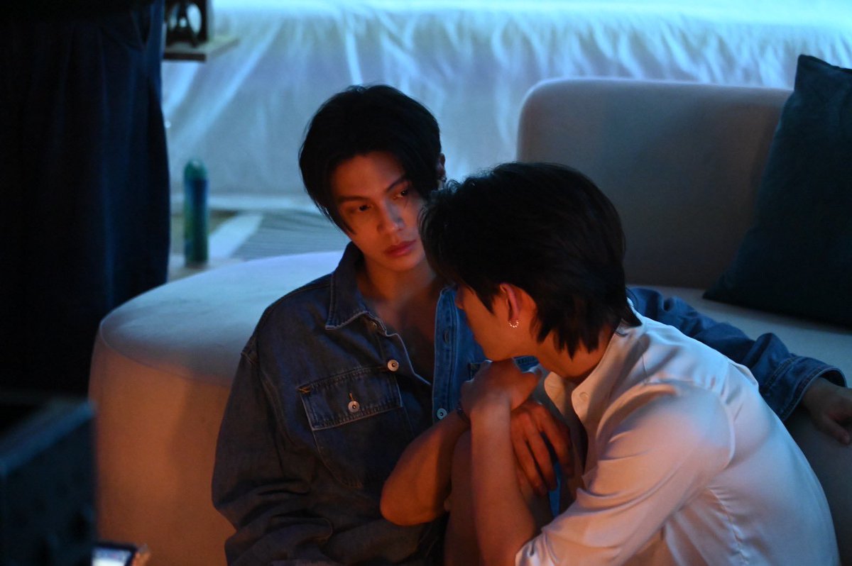 ThaeThae714690's tweet photo. မကြာခင် ကြည့်ရတော့မယ် 😍😍🎸🐋
#YouManiacSeriesQ23 #williamest 
#william #est_vp https://t.co/MtOsQ3du67