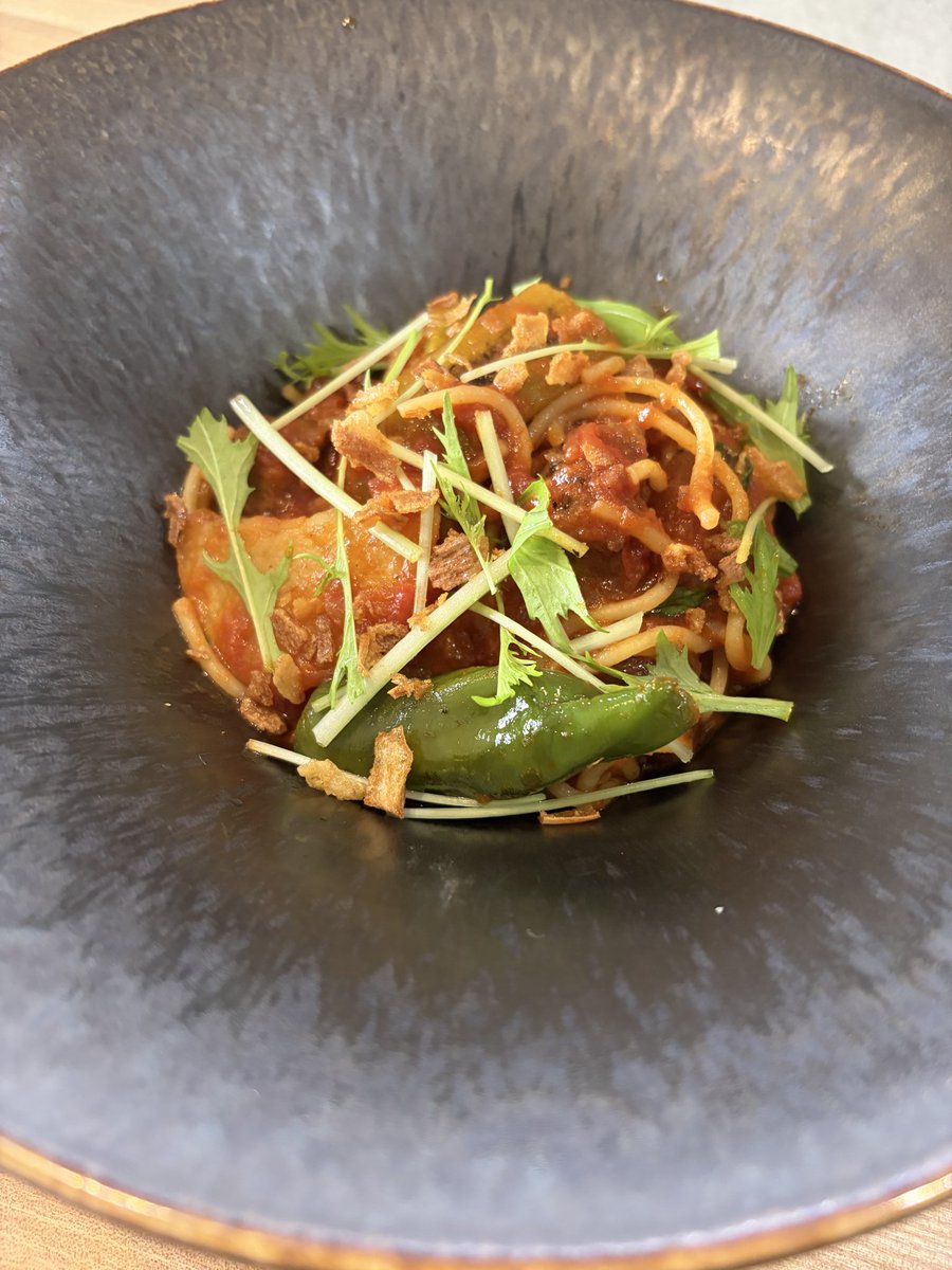 pastanito's tweet photo. パスタ紹介

自家製サルシッチャと旬野菜のトマトソース

#sunto
#サント　#藤井寺ランチ
#藤井寺ディナー　#藤井寺パスタ https://t.co/OG5lfrnRiZ