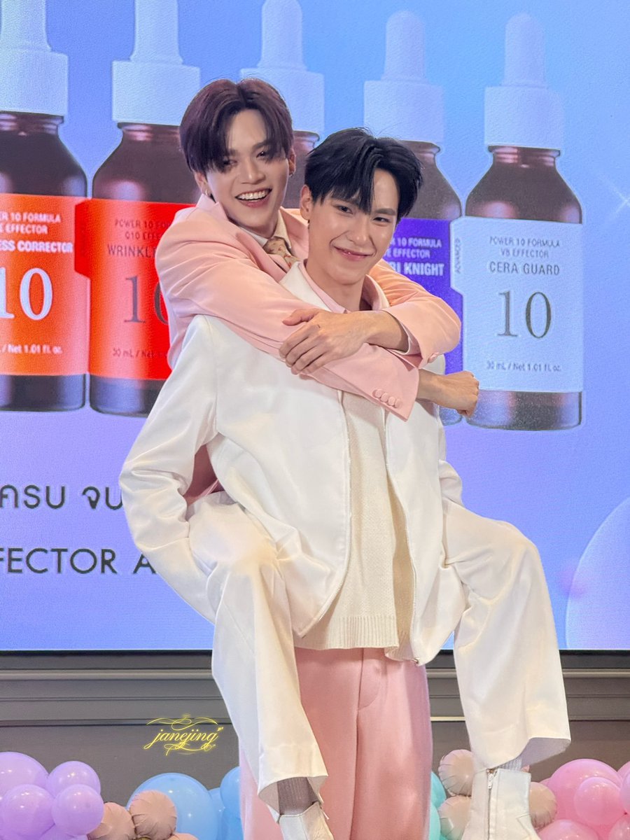 nxxJunniorrs's tweet photo. จุ่มแก้ม ver 1-3 พรีเมี่ยม ก็ขุดมาหมดแล้ว วันนี้เติมขี่หลังจุ่มแก้ม กันดีกว่า
วันศุกร์สุขใจ รอเจอ ท่านมาร์คกับเทพจู
#Juniormark https://t.co/g6LJctc9qU